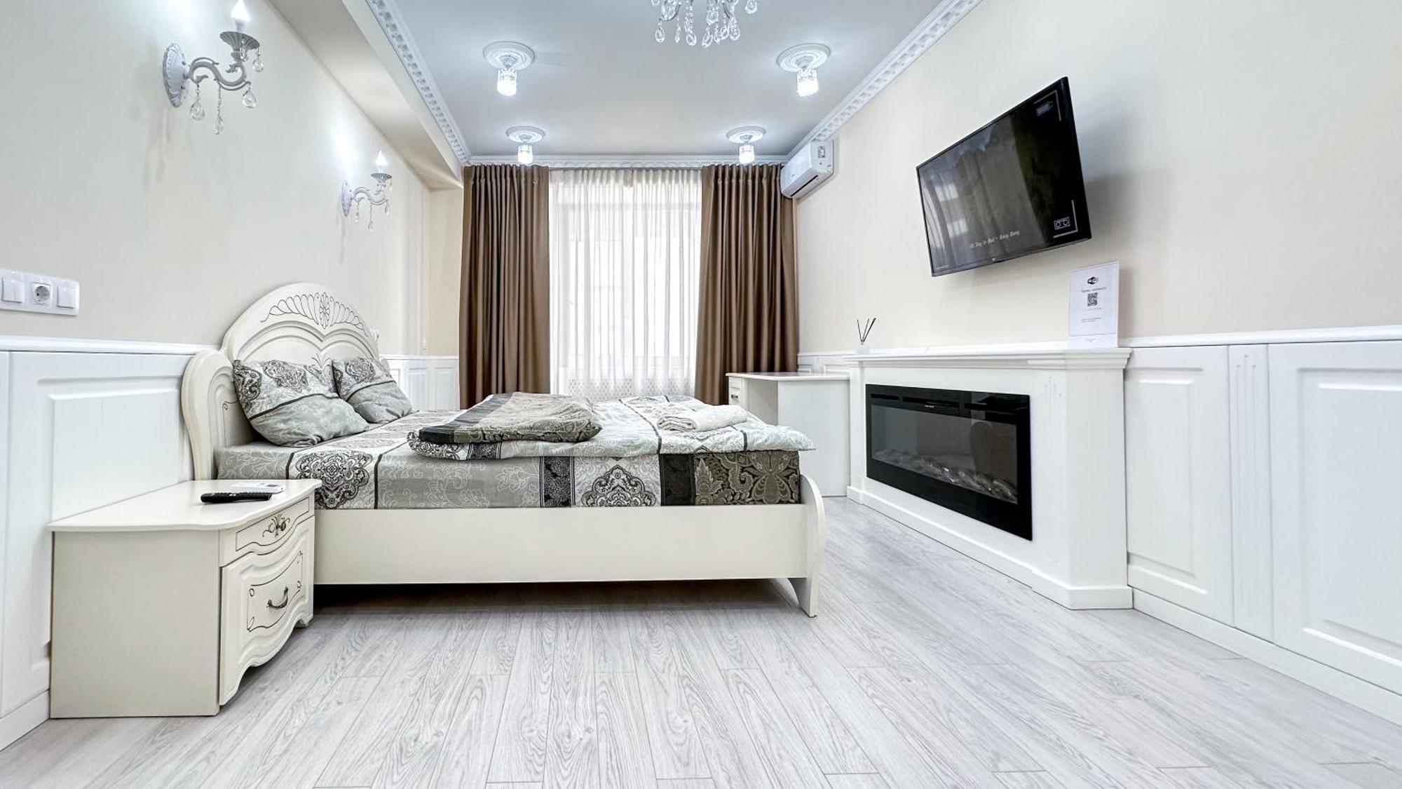 Business Class Apartments In The City Center Кишинів Екстер'єр фото