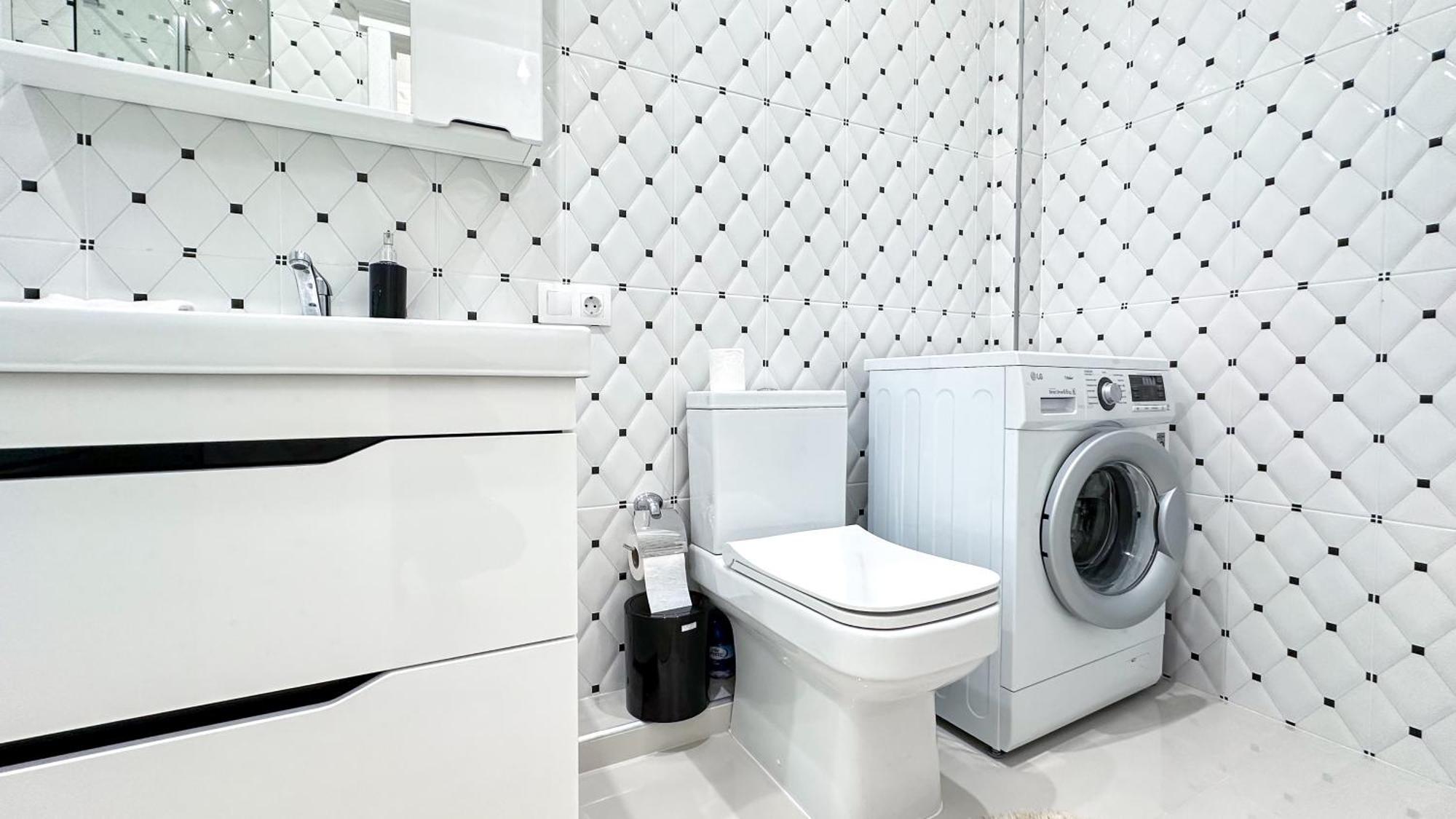Business Class Apartments In The City Center Кишинів Екстер'єр фото