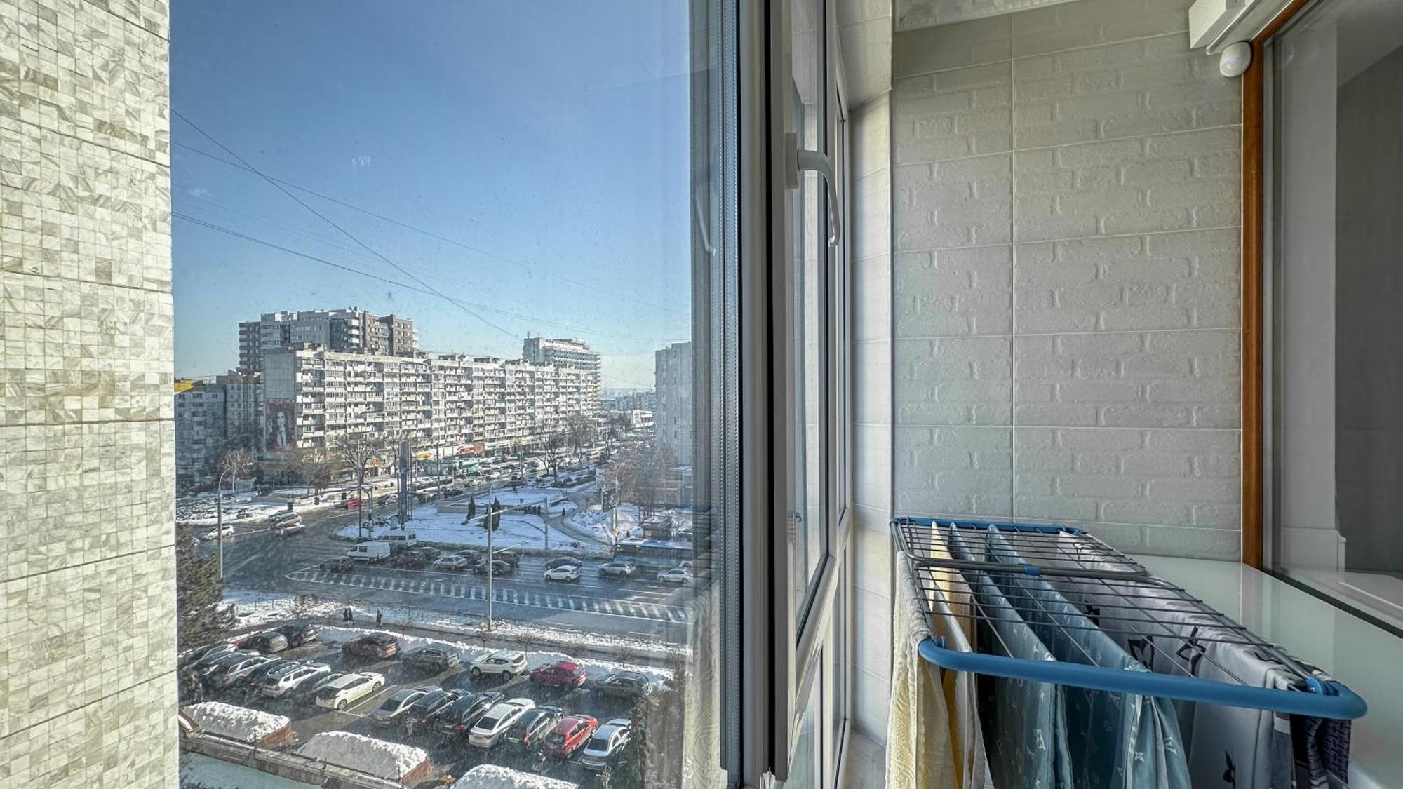 Business Class Apartments In The City Center Кишинів Екстер'єр фото