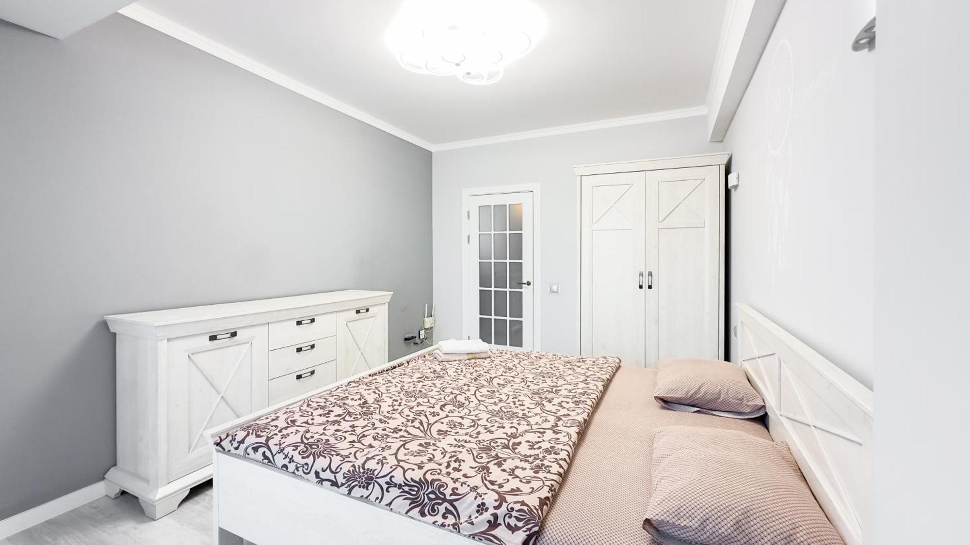 Business Class Apartments In The City Center Кишинів Екстер'єр фото
